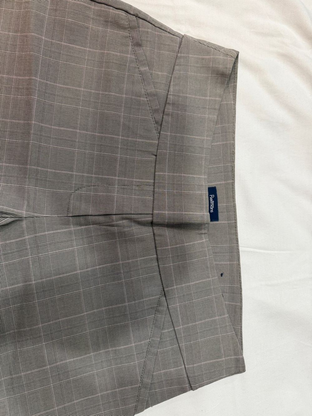 Reitmans Gray Plaid Capri Pants
